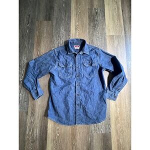 Wrangler Denim Button Down Shirt Mens Medium Blue Excellent Flex For Comfort